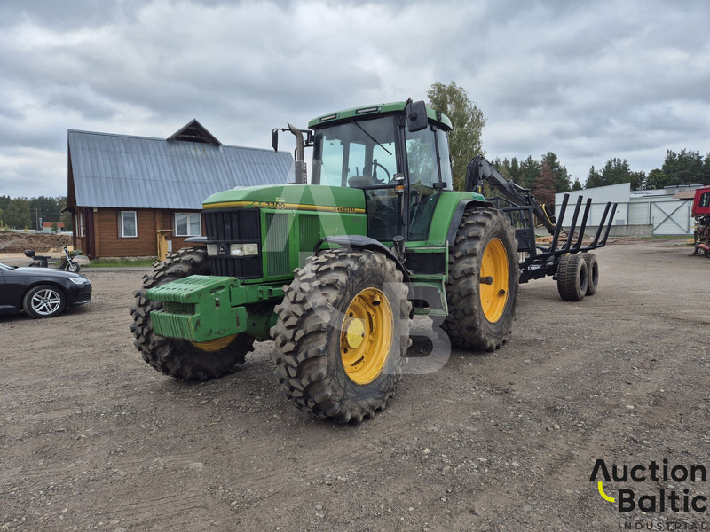 John Deere 7700 - Timber transport: picture 1 John Deere 7700 - Timber transport: picture 1
