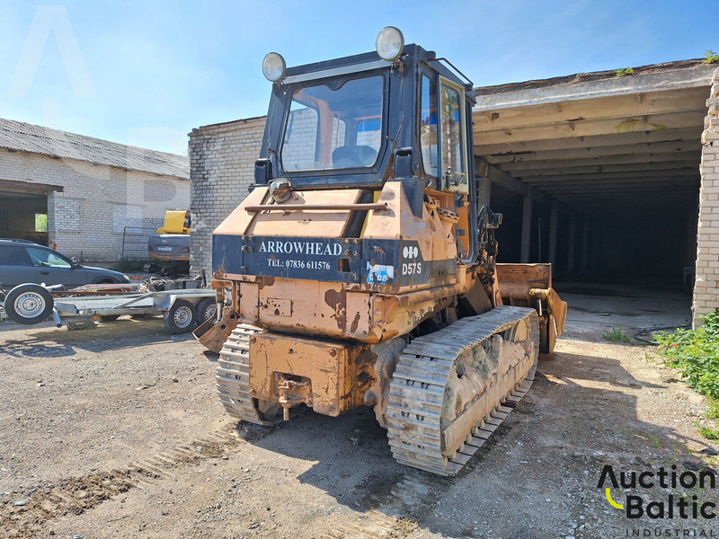 Komatsu D57S-1 - Crawler loader: picture 3 Komatsu D57S-1 - Crawler loader: picture 3