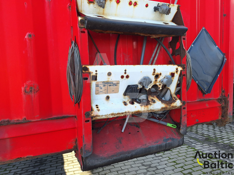 Krone SDP 27 - Curtainsider semi-trailer: picture 5 Krone SDP 27 - Curtainsider semi-trailer: picture 5