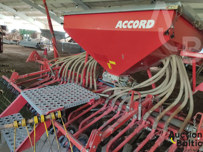 Sowing equipment Kverneland DT-6: picture 6