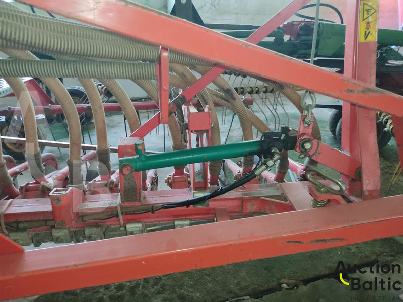 Sowing equipment Kverneland DT-6: picture 14