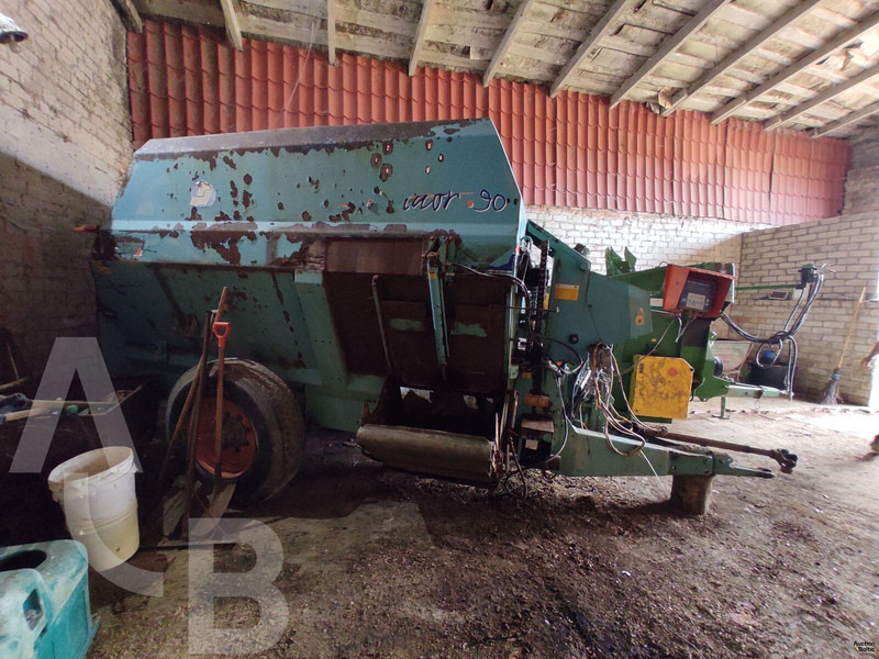 Labrador MT90 - Livestock equipment: picture 2 Labrador MT90 - Livestock equipment: picture 2