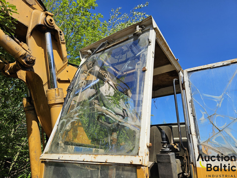 Liebherr A 900 C leasing Liebherr A 900 C: picture 18 Liebherr A 900 C leasing Liebherr A 900 C: picture 18