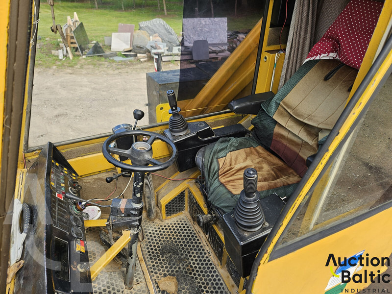 Truck mounted crane Liebherr LTM 1060: picture 14 Truck mounted crane Liebherr LTM 1060: picture 14