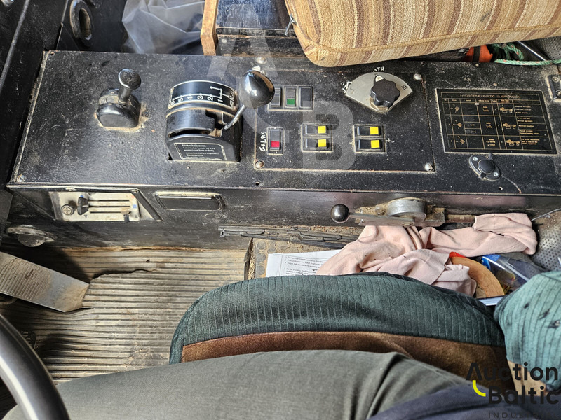 Truck mounted crane Liebherr LTM 1060: picture 8 Truck mounted crane Liebherr LTM 1060: picture 8