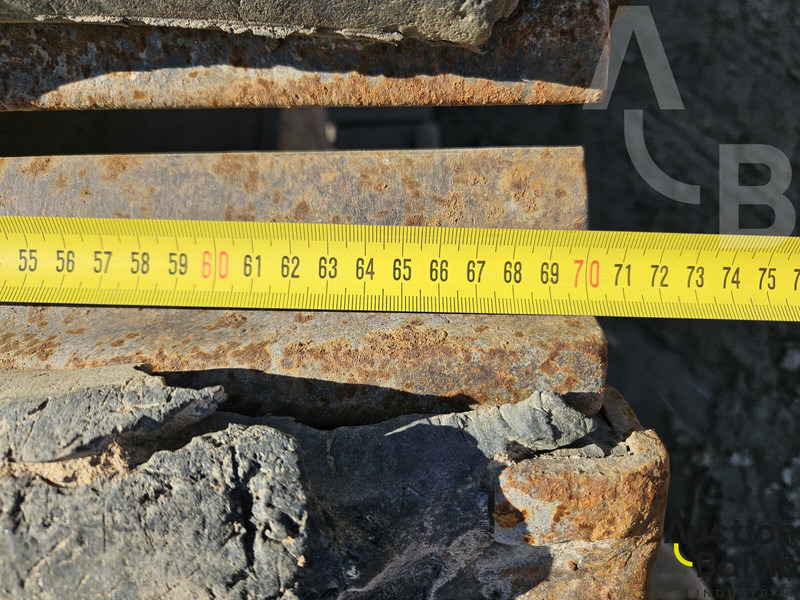 Crawler excavator Liebherr R 900 C Litronic: picture 16