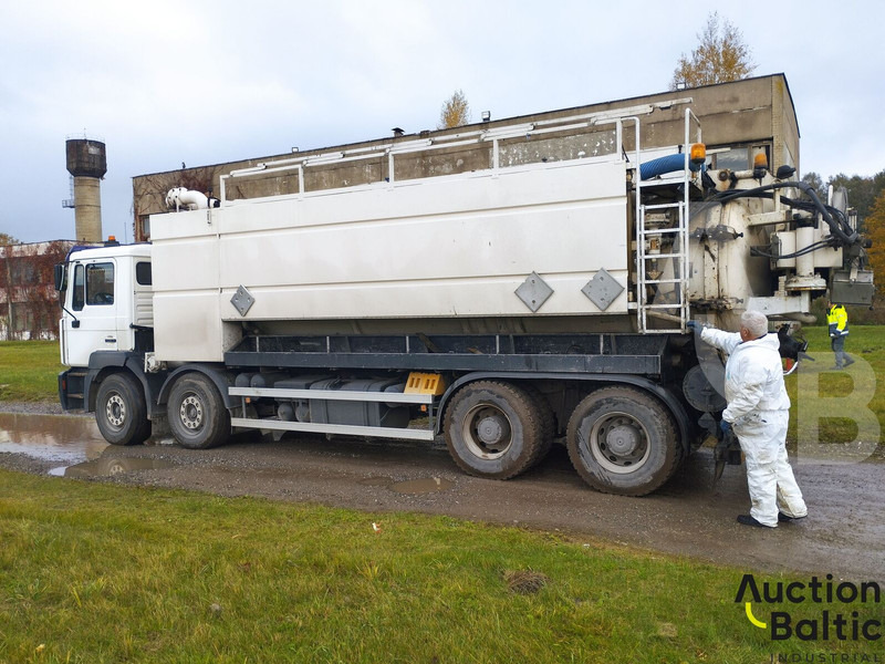 MAN T 46 - Vacuum truck: picture 3 MAN T 46 - Vacuum truck: picture 3