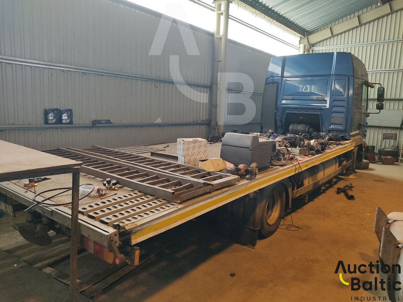 MAN TGL 8.220 4X2 BL - Dropside/ Flatbed truck: picture 3 MAN TGL 8.220 4X2 BL - Dropside/ Flatbed truck: picture 3