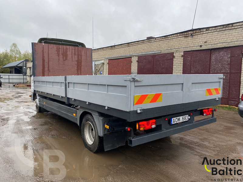 Mercedes-Benz 815 - Dropside/ Flatbed truck: picture 3 Mercedes-Benz 815 - Dropside/ Flatbed truck: picture 3