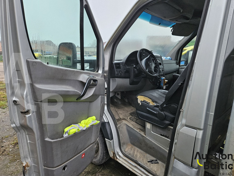 Mercedes-Benz Sprinter - Box truck: picture 5 Mercedes-Benz Sprinter - Box truck: picture 5