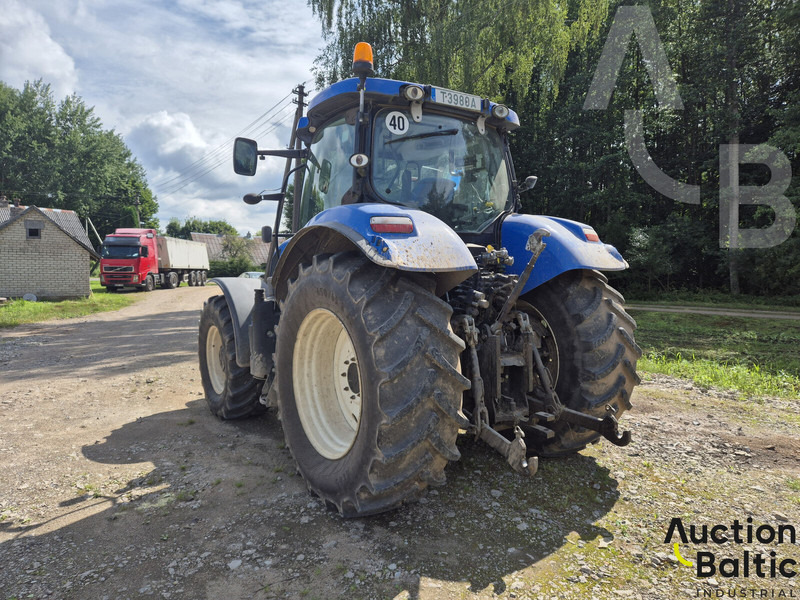 New Holland T 7.210 - Farm tractor: picture 4 New Holland T 7.210 - Farm tractor: picture 4