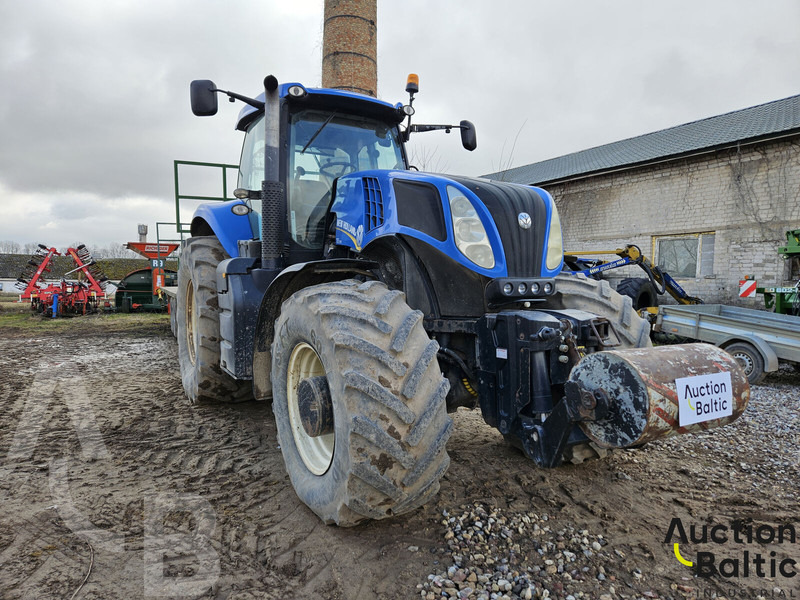 New Holland T 8.390 - Farm tractor: picture 2 New Holland T 8.390 - Farm tractor: picture 2