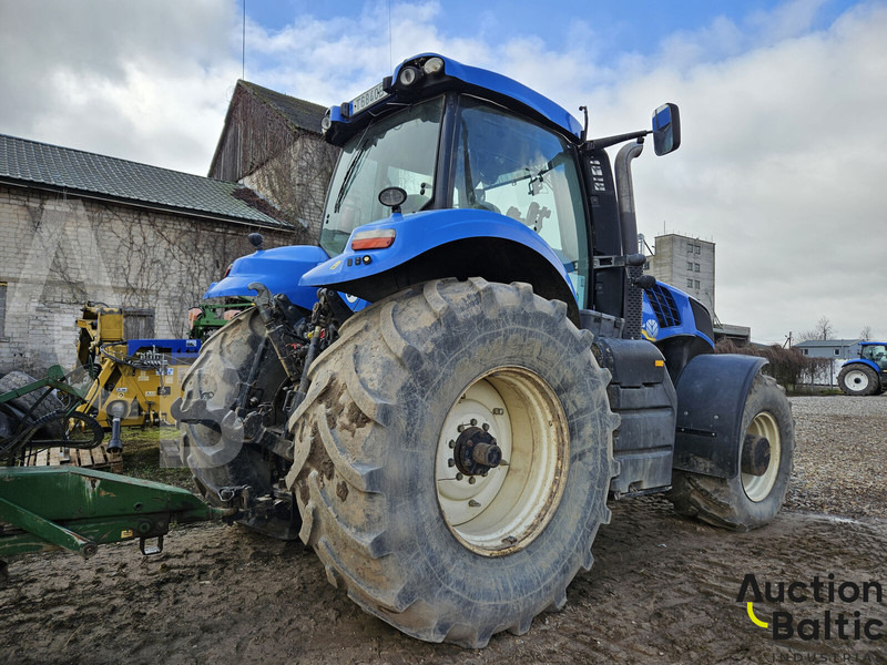 New Holland T 8.390 - Farm tractor: picture 4 New Holland T 8.390 - Farm tractor: picture 4