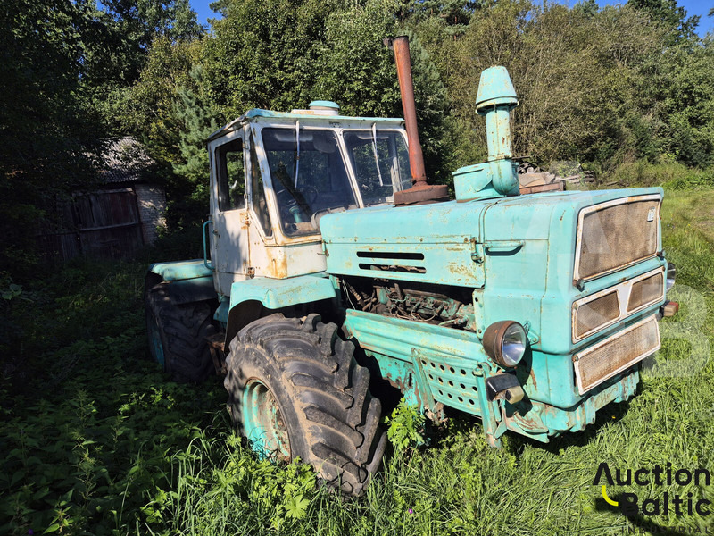 Onbekend T150K - Farm tractor: picture 2 Onbekend T150K - Farm tractor: picture 2