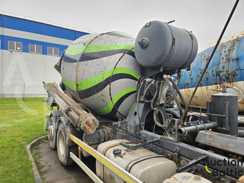 Scania P 94 GB - Concrete mixer truck: picture 5 Scania P 94 GB - Concrete mixer truck: picture 5
