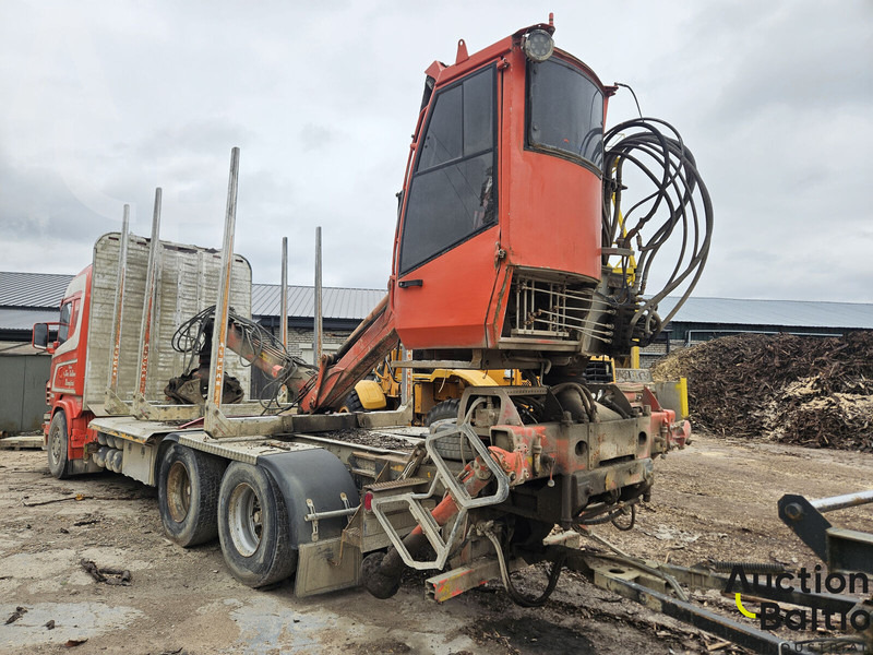 Scania R 560 - Timber transport: picture 3 Scania R 560 - Timber transport: picture 3
