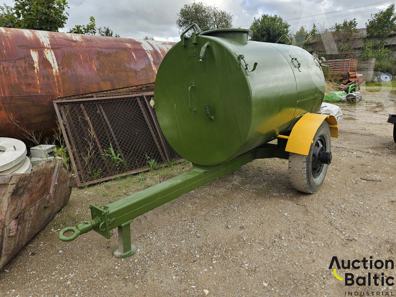 Tanker - Tipper trailer: picture 1 Tanker - Tipper trailer: picture 1