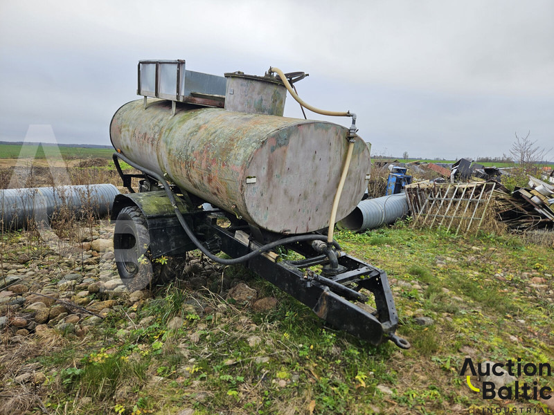 Tanker - Tipper trailer: picture 2 Tanker - Tipper trailer: picture 2
