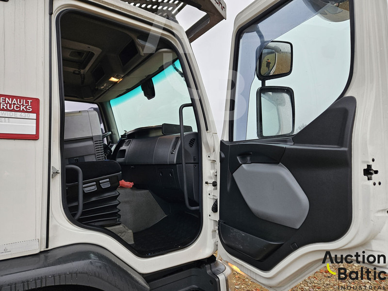 Renault D Wide - Tractor unit: picture 5 Renault D Wide - Tractor unit: picture 5