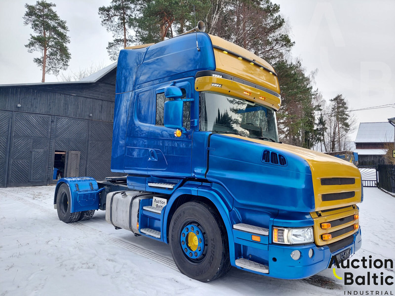 Scania T 114 LA - Tractor unit: picture 2 Scania T 114 LA - Tractor unit: picture 2