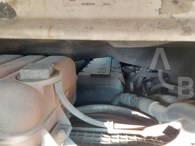 Volvo FH12 - Tractor unit: picture 5 Volvo FH12 - Tractor unit: picture 5