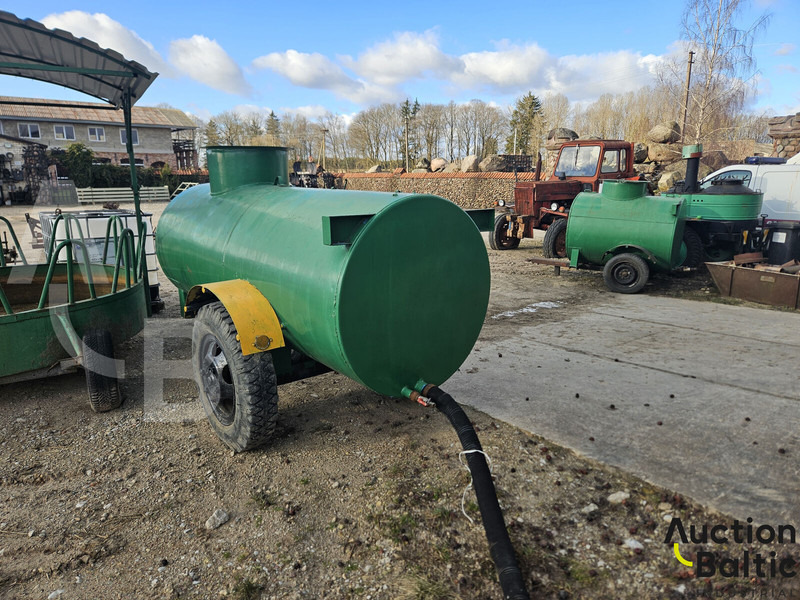 Trailer with tank - Tank trailer: picture 1 Trailer with tank - Tank trailer: picture 1