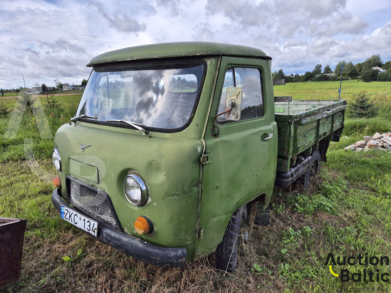 UAZ UAZ 452 - Open body delivery van: picture 1 UAZ UAZ 452 - Open body delivery van: picture 1