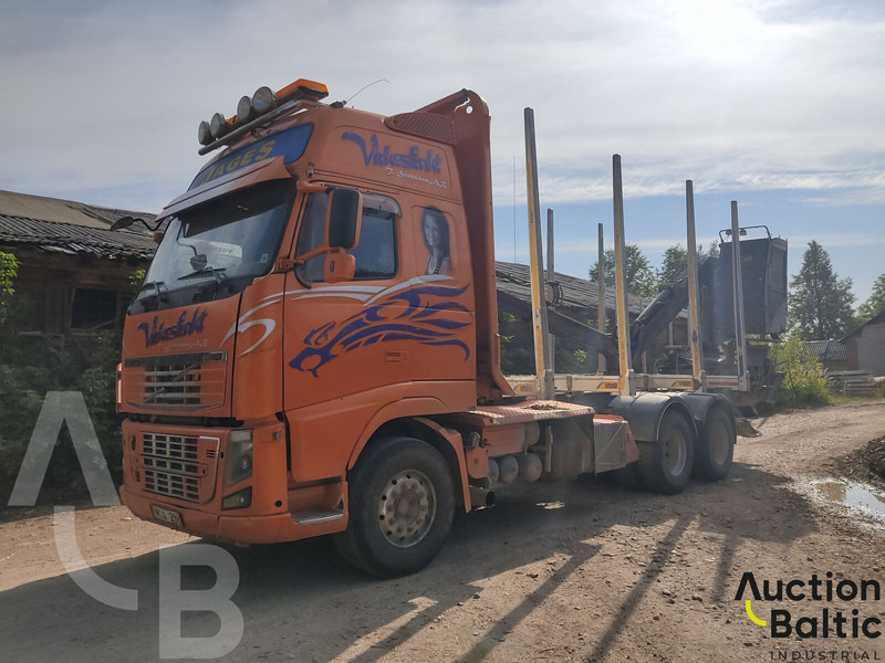 Volvo FH16 - Timber truck, Crane truck: picture 2 Volvo FH16 - Timber truck, Crane truck: picture 2