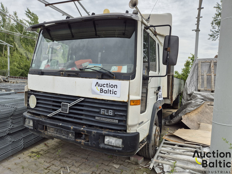Volvo FL6 - Dropside/ Flatbed truck: picture 1 Volvo FL6 - Dropside/ Flatbed truck: picture 1