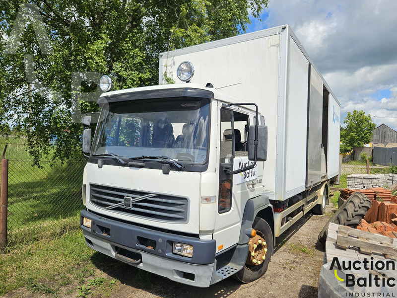 Volvo FL615 - Box truck: picture 1 Volvo FL615 - Box truck: picture 1