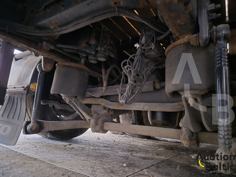 Dropside/ Flatbed truck Volvo FM380: picture 10