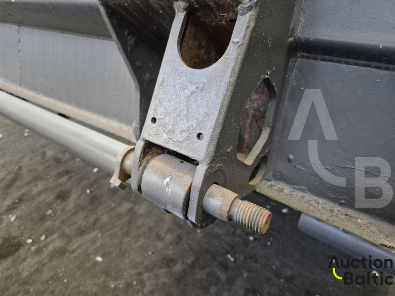 Dropside/ Flatbed truck Volvo FM380: picture 13