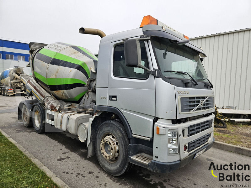 Volvo FM9 - Concrete mixer truck: picture 1 Volvo FM9 - Concrete mixer truck: picture 1