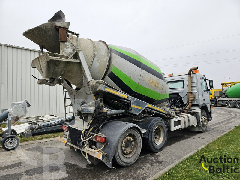 Volvo FM9 - Concrete mixer truck: picture 2 Volvo FM9 - Concrete mixer truck: picture 2