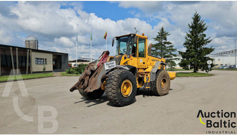 Volvo L 110 E - Wheel loader: picture 2 Volvo L 110 E - Wheel loader: picture 2