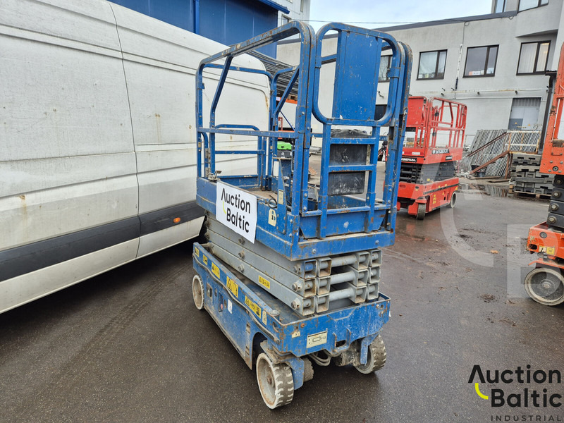 Yamei 5.8M - Scissor lift: picture 3 Yamei 5.8M - Scissor lift: picture 3