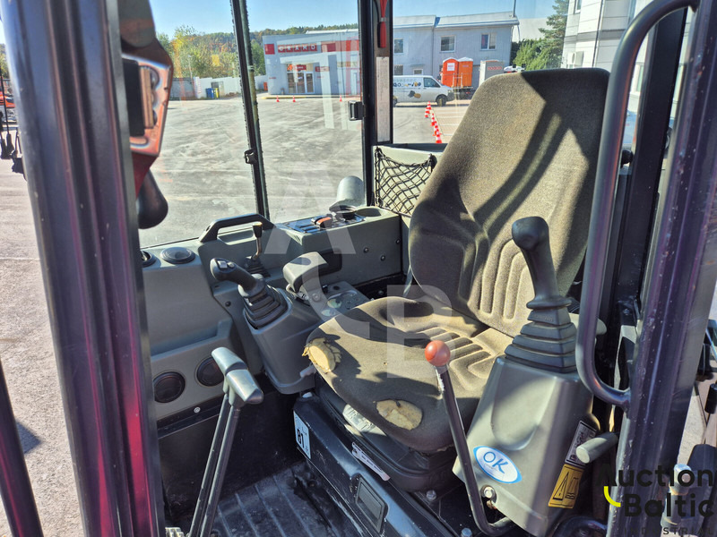 Mini excavator Yanmar Vio 33 U: picture 7