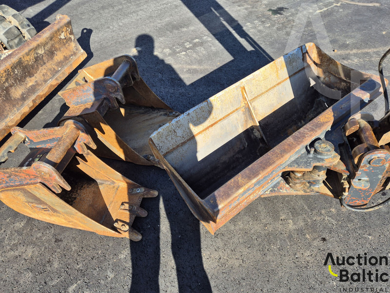 Mini excavator Yanmar Vio 33 U: picture 17