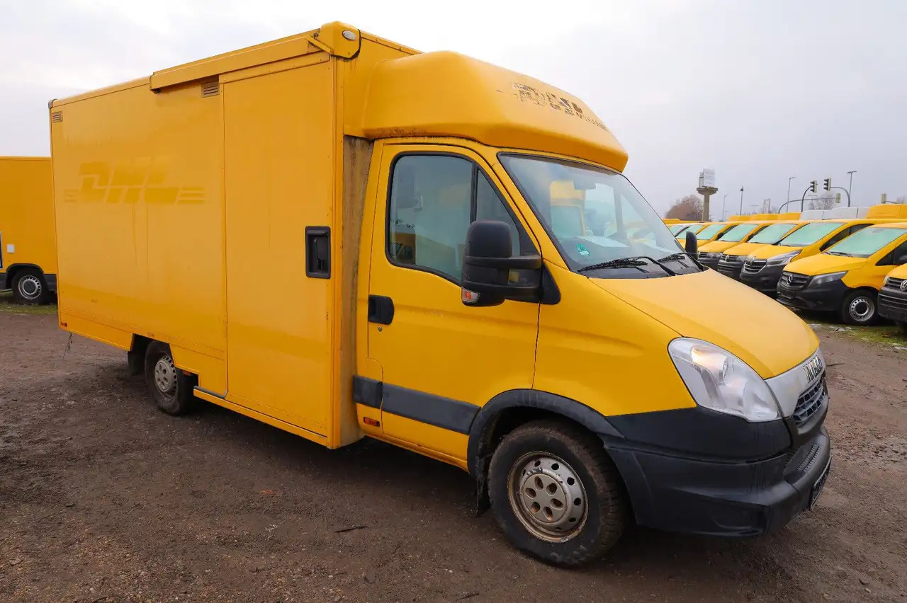 Iveco Daily/ Regalsystem/Luftfeder/1. Hand - Closed box van: picture 1 Iveco Daily/ Regalsystem/Luftfeder/1. Hand - Closed box van: picture 1