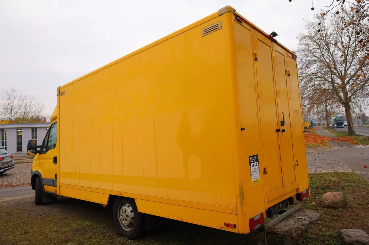 Iveco Daily/ Regalsystem/Luftfeder/1. Hand - Closed box van: picture 3 Iveco Daily/ Regalsystem/Luftfeder/1. Hand - Closed box van: picture 3