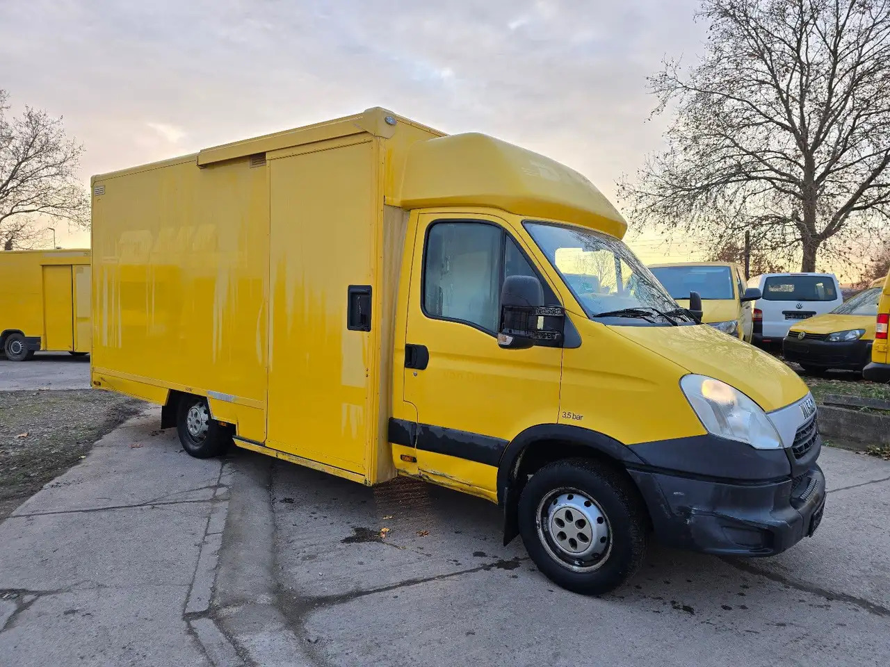 Iveco Daily/ Regalsystem/Luftfeder/1. Hand - Closed box van: picture 2 Iveco Daily/ Regalsystem/Luftfeder/1. Hand - Closed box van: picture 2