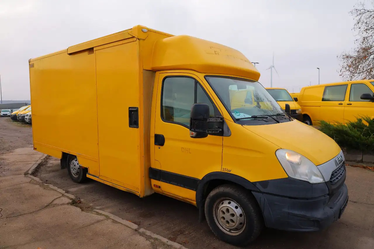 Iveco Daily/ Regalsystem/Luftfeder/1. Hand - Closed box van: picture 2 Iveco Daily/ Regalsystem/Luftfeder/1. Hand - Closed box van: picture 2