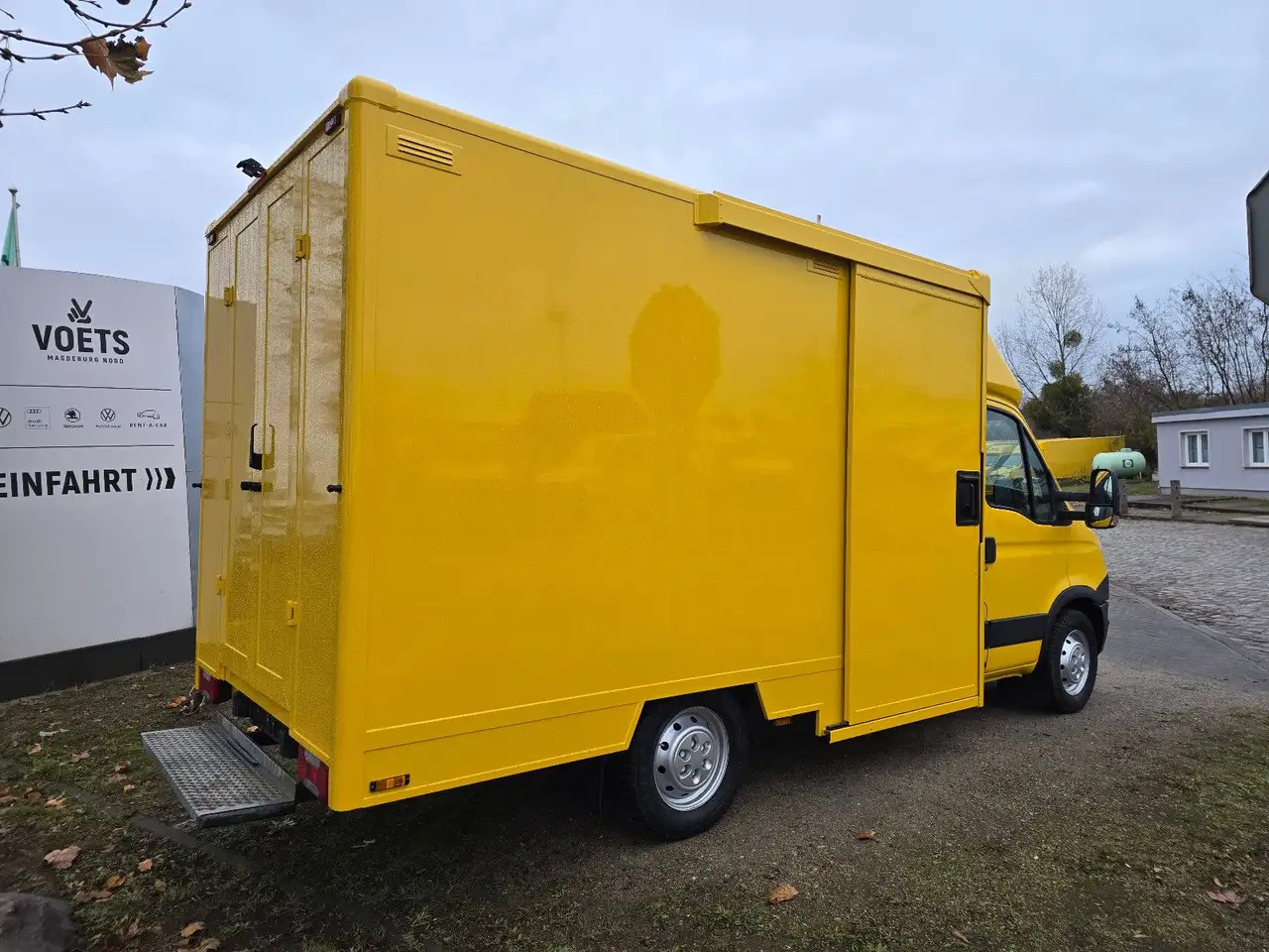 Iveco Daily/ Regalsystem/Luftfeder/KURZ/1. Hand - Closed box van: picture 4 Iveco Daily/ Regalsystem/Luftfeder/KURZ/1. Hand - Closed box van: picture 4