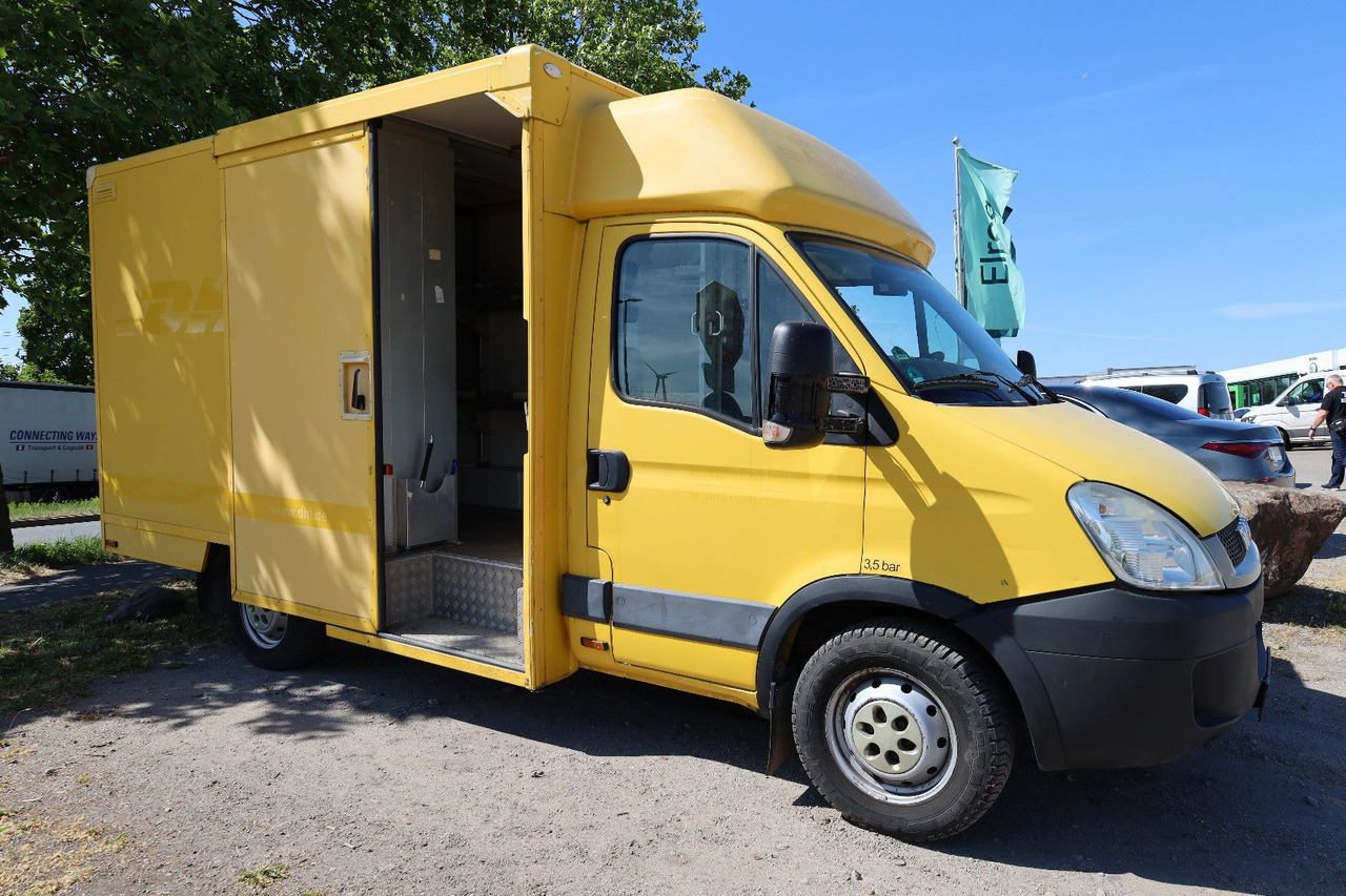 Iveco Daily/ Regalsystem/Luftfeder/KURZ - Closed box van: picture 5 Iveco Daily/ Regalsystem/Luftfeder/KURZ - Closed box van: picture 5