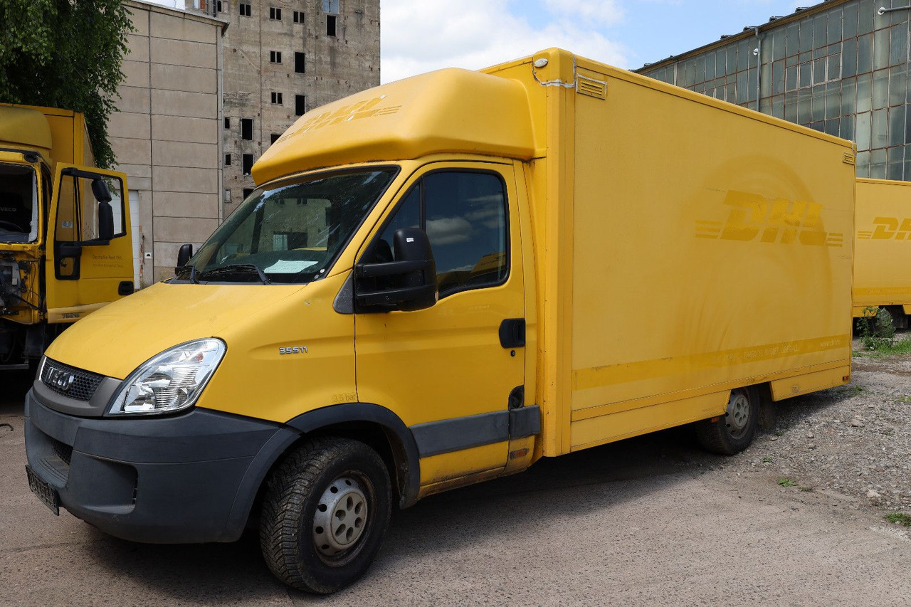 Iveco Daily/ Regalsystem/Luftfeder/Motorschaden - Closed box van: picture 1 Iveco Daily/ Regalsystem/Luftfeder/Motorschaden - Closed box van: picture 1