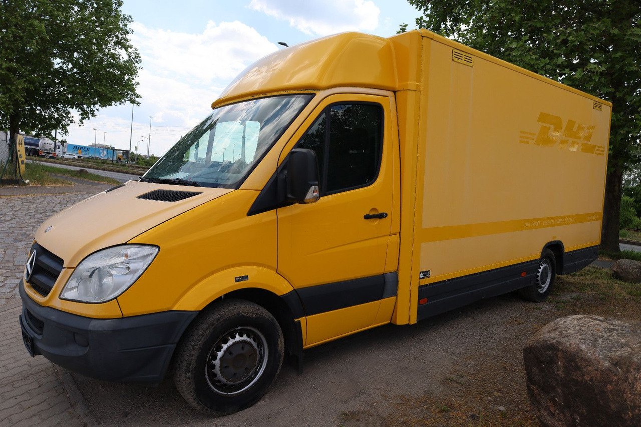 Mercedes-Benz Sprinter II Pritsche/ Koffer - Closed box van: picture 2 Mercedes-Benz Sprinter II Pritsche/ Koffer - Closed box van: picture 2