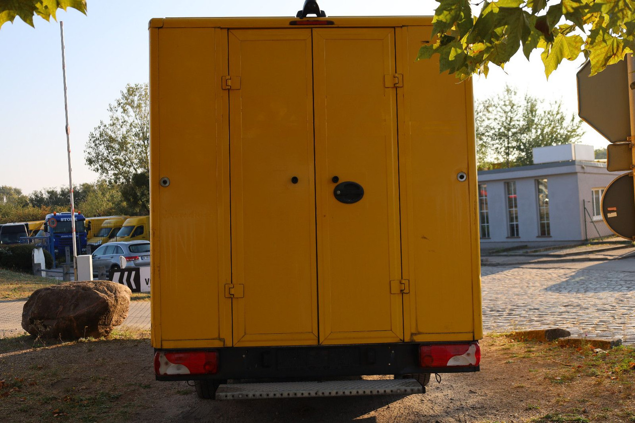 Mercedes-Benz Sprinter II Pritsche/ Koffer/Regalsystem - Closed box van: picture 4 Mercedes-Benz Sprinter II Pritsche/ Koffer/Regalsystem - Closed box van: picture 4