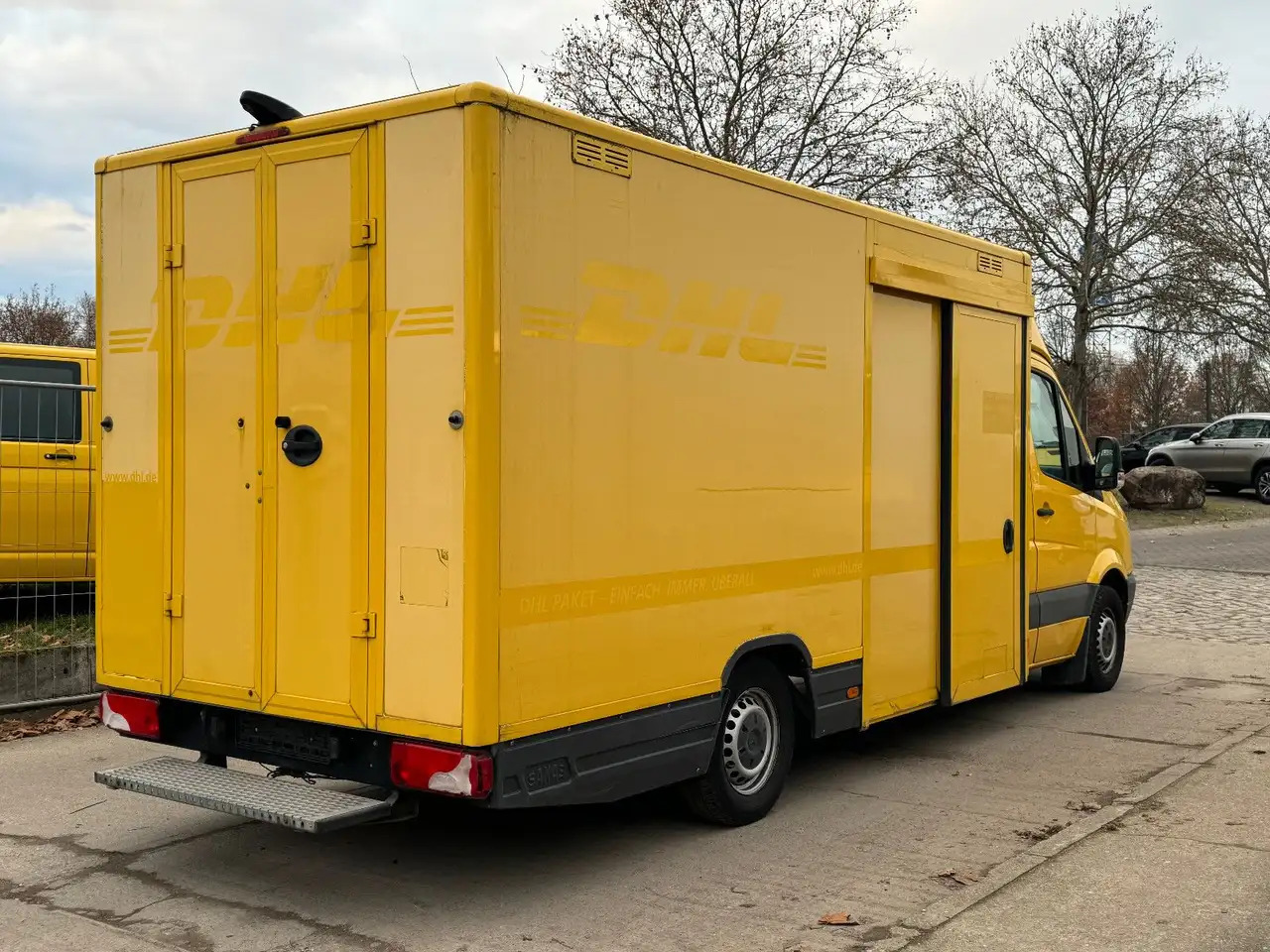 Mercedes-Benz Sprinter II Pritsche/ Koffer/Regalsystem - Closed box van: picture 5 Mercedes-Benz Sprinter II Pritsche/ Koffer/Regalsystem - Closed box van: picture 5