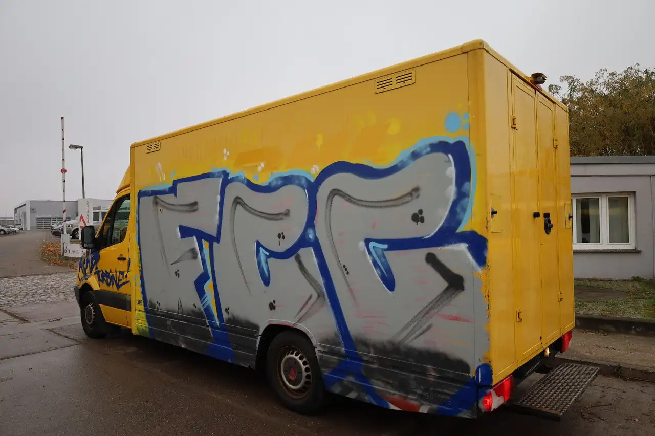 Mercedes-Benz Sprinter/ Koffer/Regalsystem - Closed box van: picture 3 Mercedes-Benz Sprinter/ Koffer/Regalsystem - Closed box van: picture 3