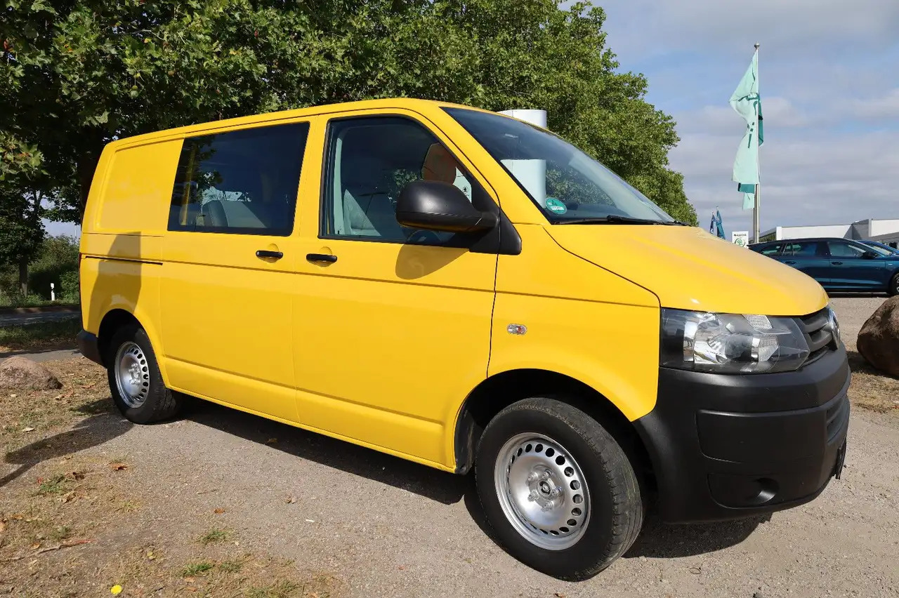 Volkswagen T5 Transporter/ 2.0 TDI/EU5/1.Hand/5-Sitze - Combi van: picture 4 Volkswagen T5 Transporter/ 2.0 TDI/EU5/1.Hand/5-Sitze - Combi van: picture 4